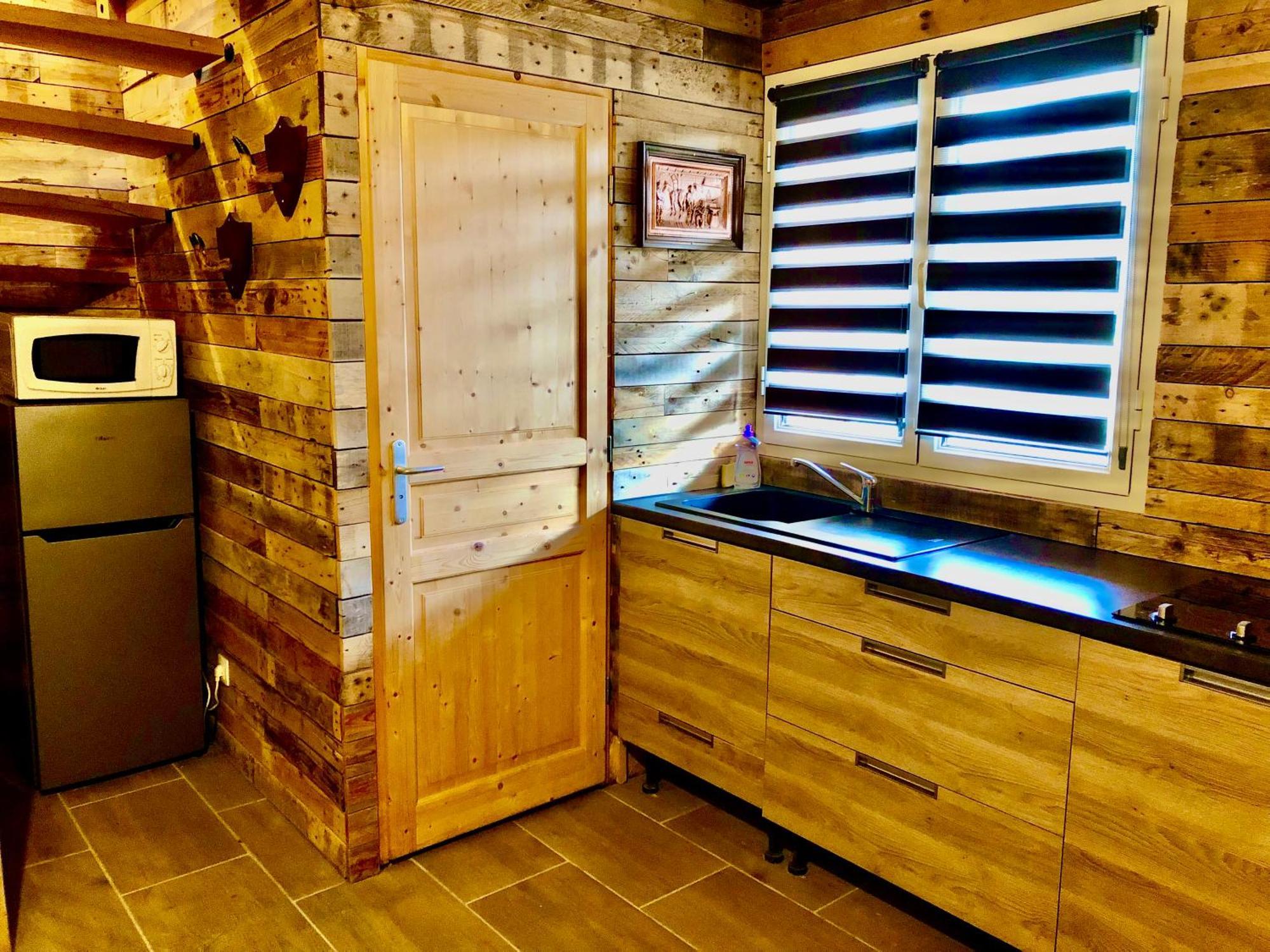 Western City Troyes Barberey-Saint-Sulpice ภายนอก รูปภาพ