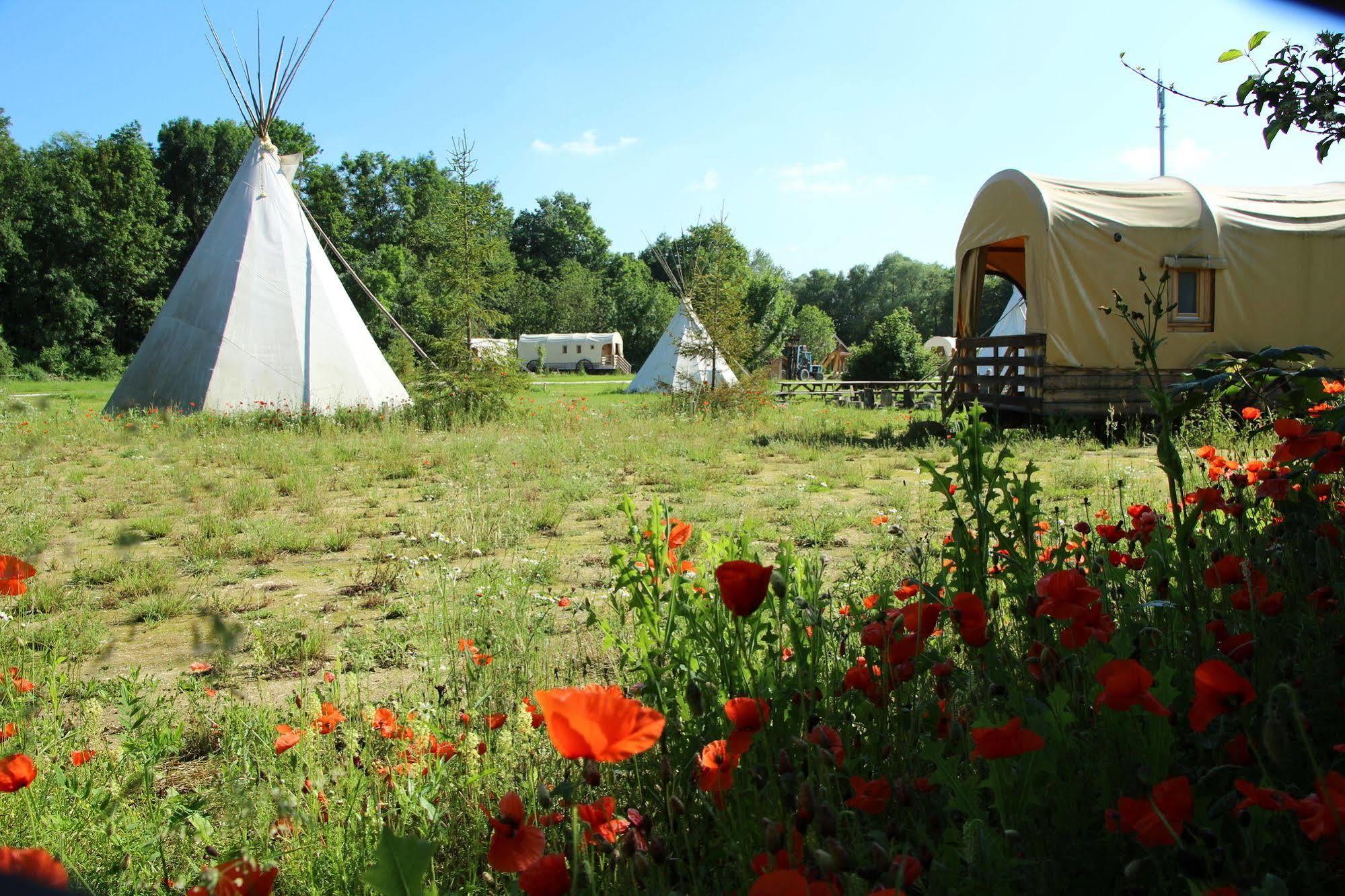 Western City Troyes Barberey-Saint-Sulpice ภายนอก รูปภาพ