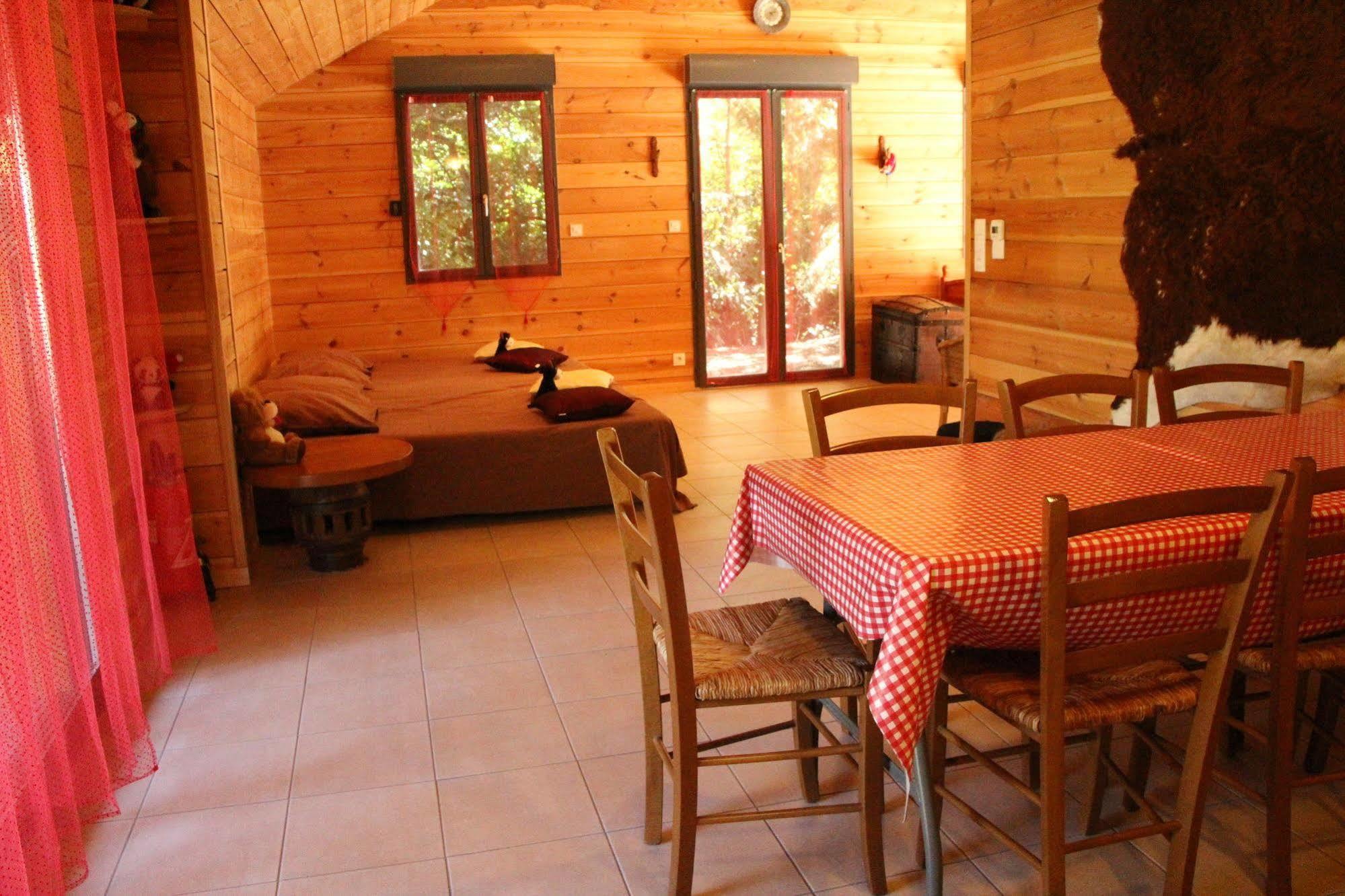 Western City Troyes Barberey-Saint-Sulpice ภายนอก รูปภาพ